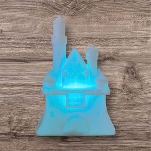 2022 Disney Parks White Fantasyland Cinderella Castle Light Up Night Light World